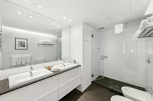 111 E 56th St, New York, NY 10022 - Photo 8