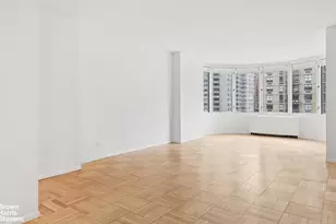 330 E 38th St, New York City, NY 10016 - Photo 6