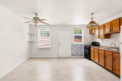 320 Snediker Avenue, New York City, NY 11207 - Photo 4