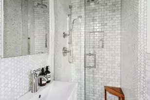 15934 Riverside Dr W, New York City, NY 10032 - Photo 10