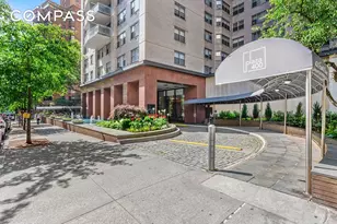 400 E 56th St, New York, NY 10022 - Photo 10