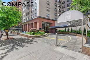 400 E 56th St, New York City, NY 10022 - Photo 10
