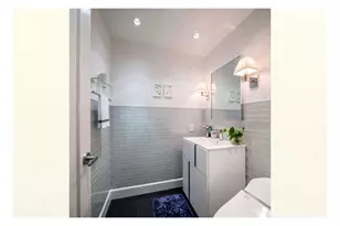 721 5th Ave, New York City, NY 10022 - Photo 26