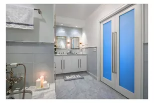 721 5th Ave, New York City, NY 10022 - Photo 26