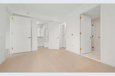 3 Court Square #2805, Long Island City, NY 11101 - Photo 2
