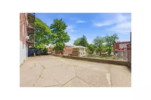2080 Barnes Ave, New York City, NY 10462 - Photo 14