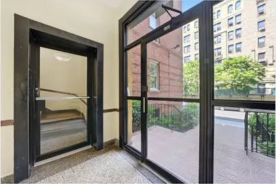 2080 Barnes Avenue #3B, New York City, NY 10462 - Photo 16