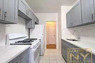 61-40 Saunders St, Rego Park, NY 11374 - Photo 2