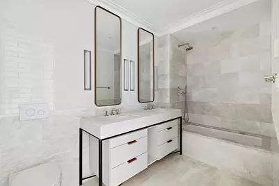250 E 21st Street #8D, New York, NY 10010 - Photo 8