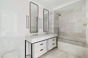 250 E 21st St, New York, NY 10010 - Photo 8