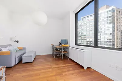 111 W 67th Street #25P, New York, NY 10023 - Photo 2