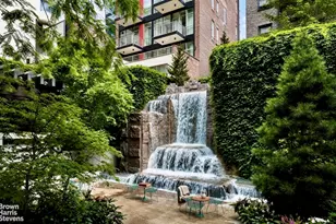 211 E 51st St, New York City, NY 10022 - Photo 12