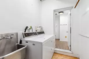 393 W Broadway, New York City, NY 10012 - Photo 8