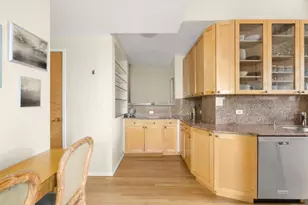 12 W 72nd St, New York City, NY 10023 - Photo 12