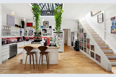 422 W Broadway #PH, New York, NY 10012 - Photo 1