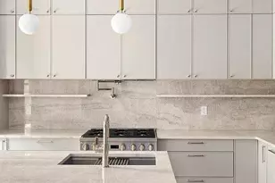 1137 Park Pl, New York City, NY 11213 - Photo 6