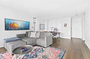161 W 61st St, New York City, NY 10023 - Photo 2