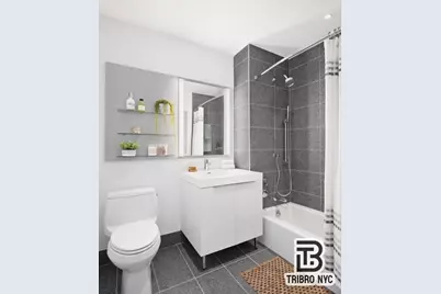 555 W 38th Street #27, New York City, NY 10018 - Photo 6