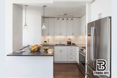 200 E 82nd Street #21, New York, NY 10028 - Photo 4