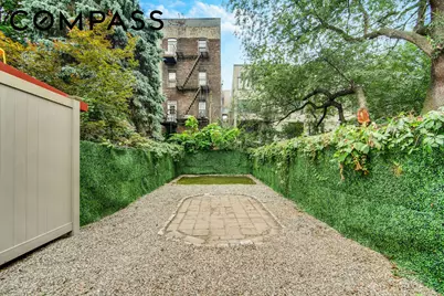 42 Monroe Street, New York City, NY 11238 - Photo 8