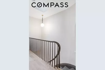 42 Monroe Street, New York City, NY 11238 - Photo 10
