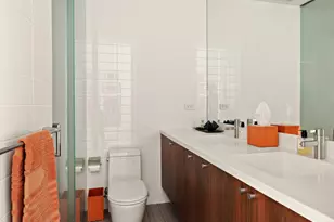 214 E 70th St, New York City, NY 10021 - Photo 16