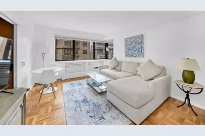 305 E 72nd Street #5AS, New York City, NY 10021 - Photo 2