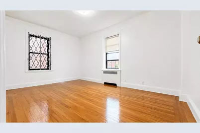 35-05 Parsons Boulevard #1-J, New York City, NY 11354 - Photo 4