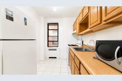35-05 Parsons Boulevard #1-J, New York City, NY 11354 - Photo 8