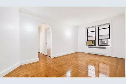 35-05 Parsons Boulevard #1-J, New York City, NY 11354 - Photo 2
