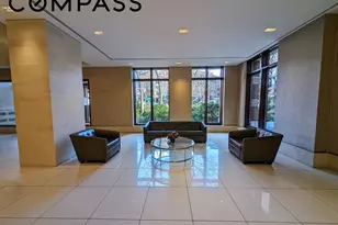 500 W 43rd St, New York City, NY 10036 - Photo 10