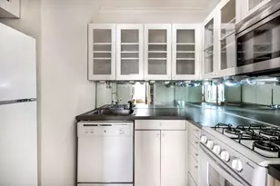48 Gramercy Park N, New York City, NY 10010 - Photo 4