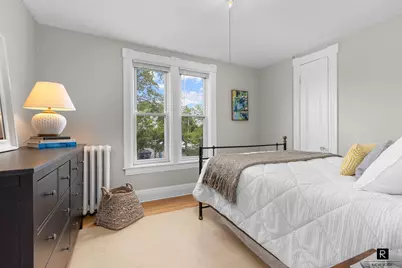 111 Rochelle Street, New York City, NY 10464 - Photo 18