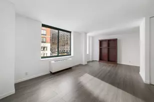 21 S End Ave, New York City, NY 10280 - Photo 2