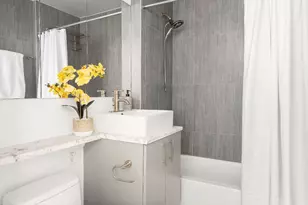 5-49 Borden Ave, New York City, NY 11101 - Photo 8