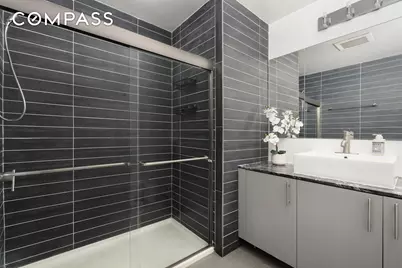 5-49 Borden Avenue #8G, Long Island City, NY 11101 - Photo 6