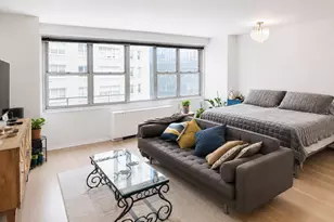 155 W 68th St, New York City, NY 10023 - Photo 2