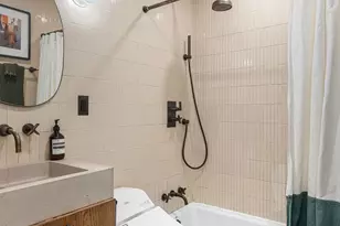 267 W 71st St, New York, NY 10023 - Photo 6