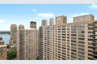 142 W End Avenue #29V, New York City, NY 10023 - Photo 10