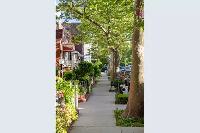 401 E 35th Street, Brooklyn, NY 11203 - Photo 24