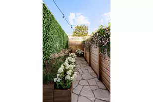 401 E 35th St, Brooklyn, NY 11203 - Photo 22