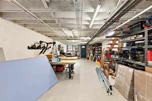 401 E 35th St, New York City, NY 11203 - Photo 16