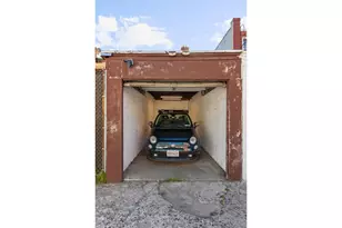 401 E 35th St, Brooklyn, NY 11203 - Photo 18