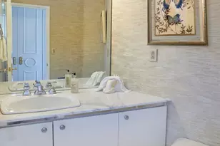 167 E 61st St, New York City, NY 10065 - Photo 6