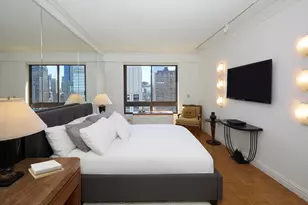 167 E 61st St, New York, NY 10065 - Photo 4