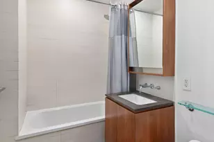 555 W 59th St, New York City, NY 10019 - Photo 10