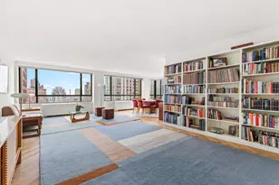 190 E 72nd St, New York City, NY 10021 - Photo 4