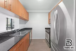 348 E 92nd St, New York City, NY 10128 - Photo 8