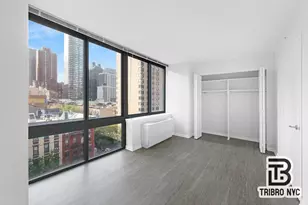 348 E 92nd St, New York City, NY 10128 - Photo 4