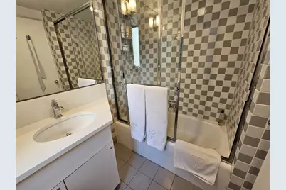 40 Central Park S #15A, New York, NY 10019 - Photo 16